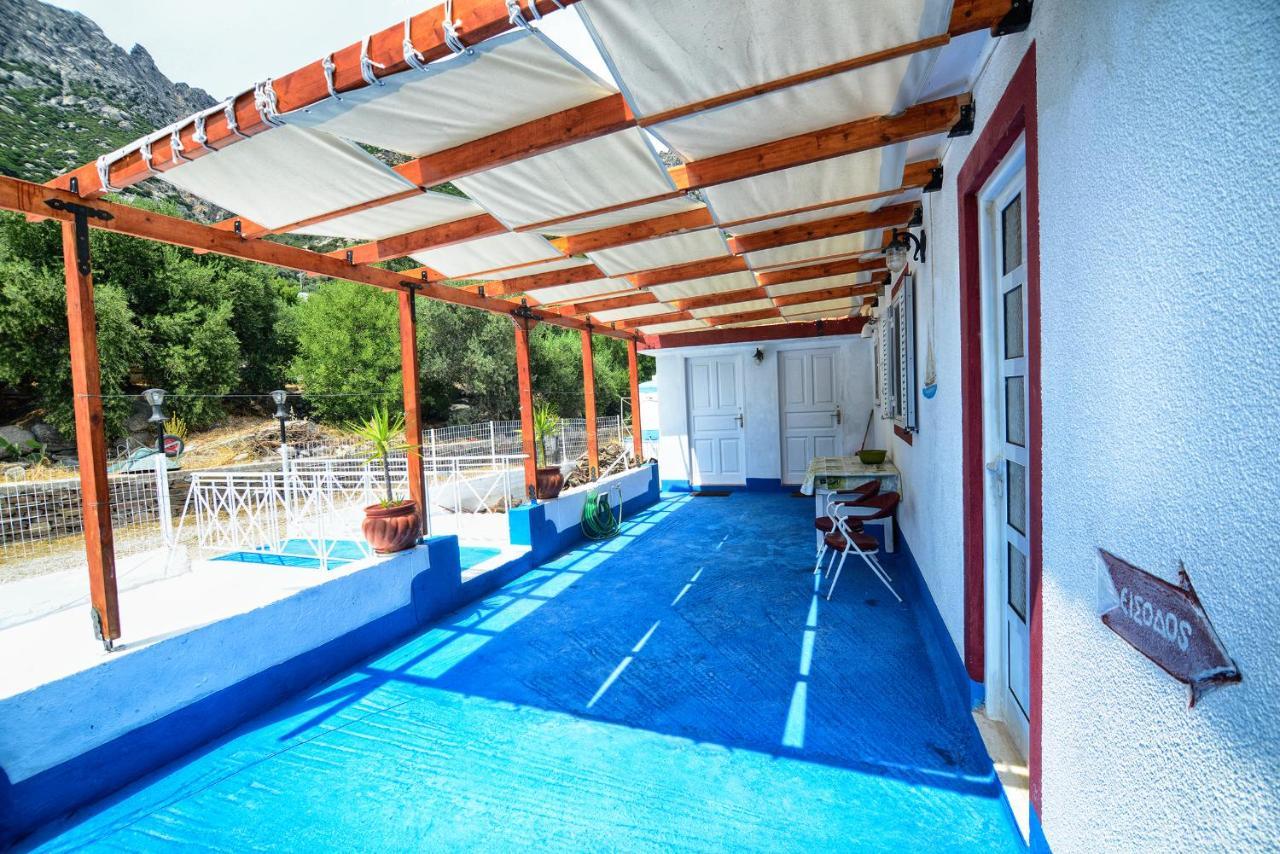 Ikaria Studios Manganitis Ngoại thất bức ảnh