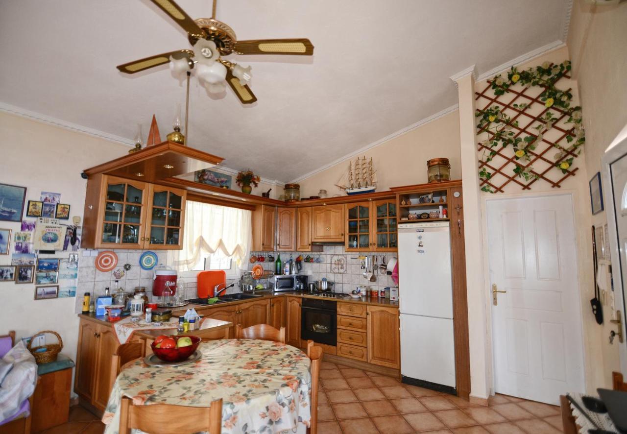 Ikaria Studios Manganitis Ngoại thất bức ảnh