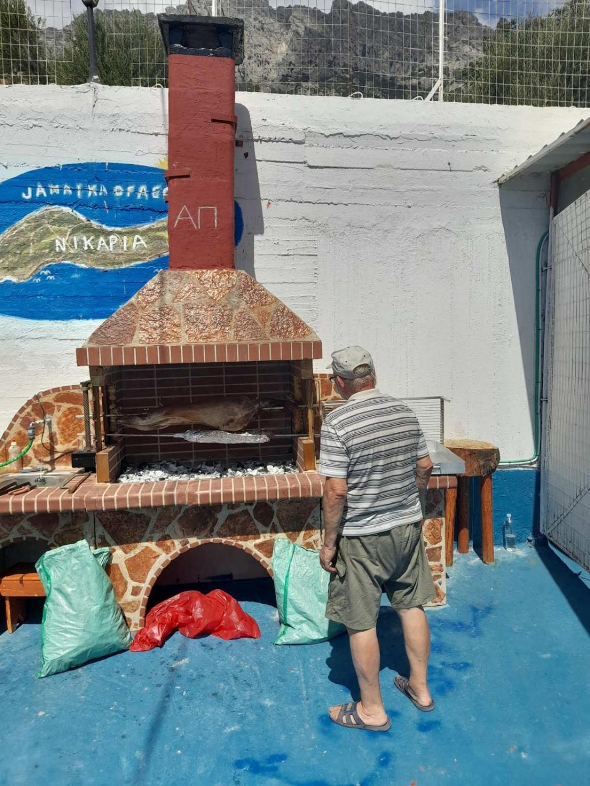 Ikaria Studios Manganitis Ngoại thất bức ảnh
