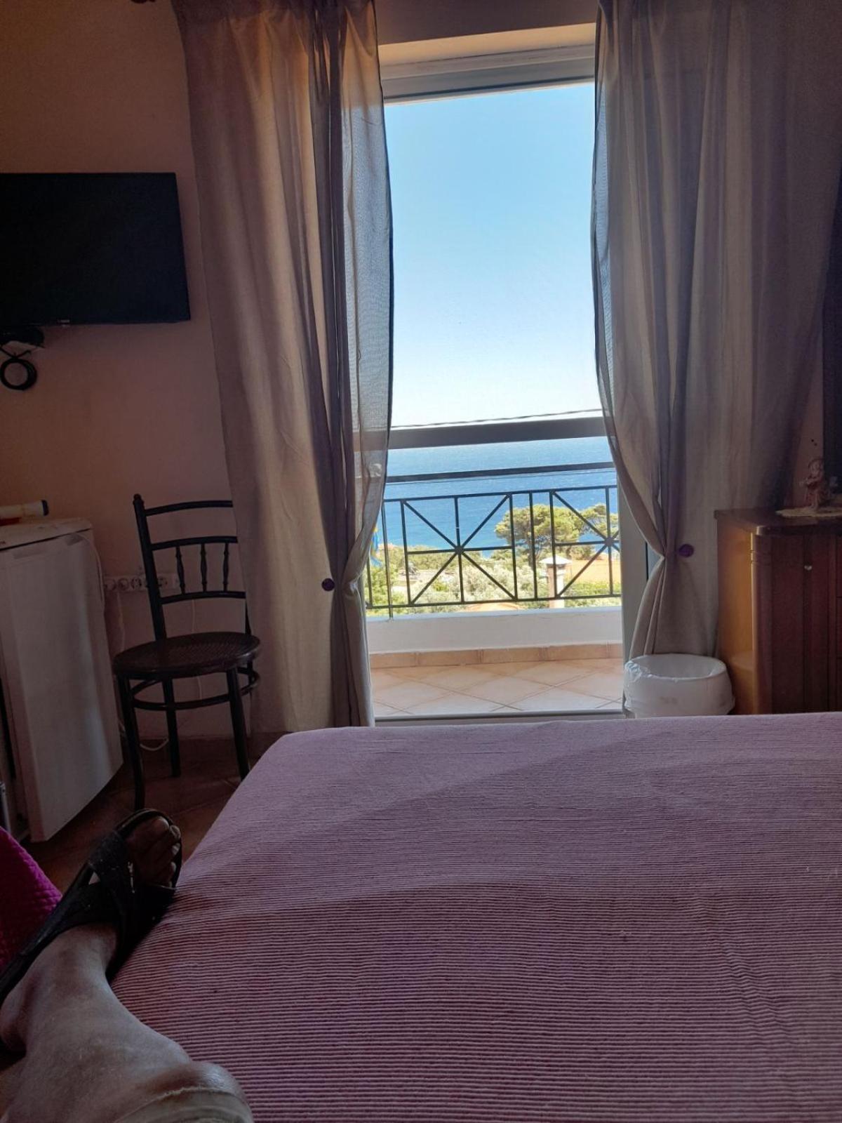 Ikaria Studios Manganitis Ngoại thất bức ảnh